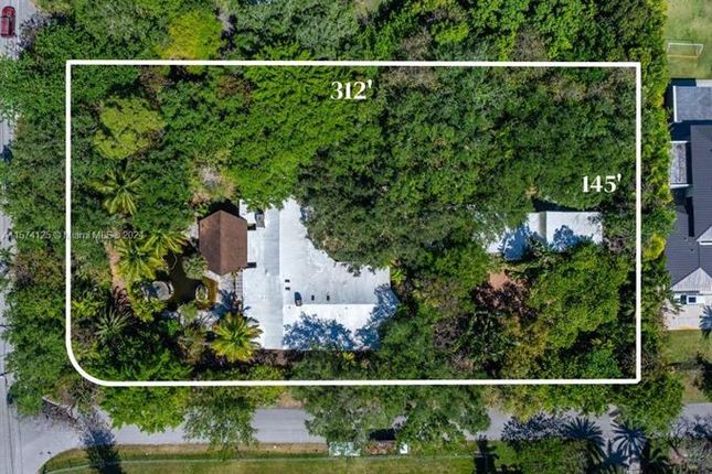 Property for sale in 5396 Sw 80th St, Miami, Florida, 33143, United States Of America