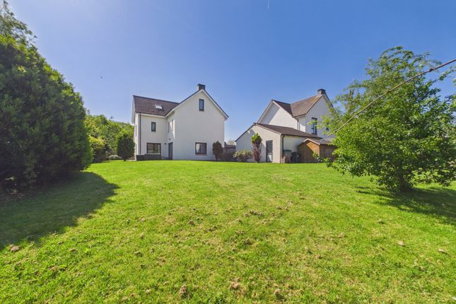 7, Parkes Avenue, Weston-Super-Mare photo 3
