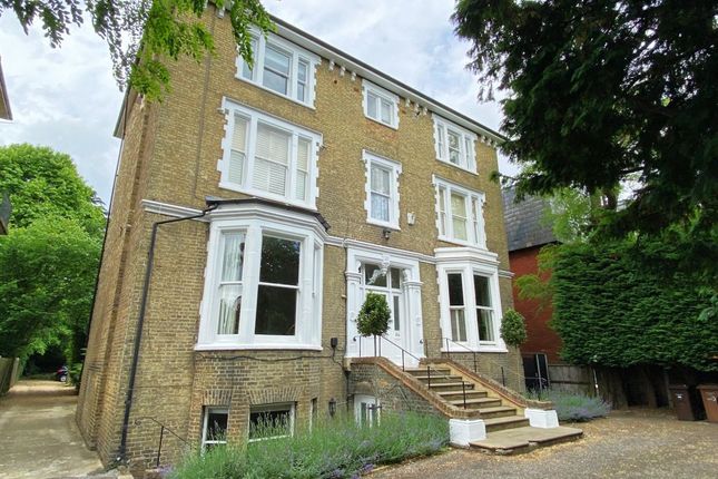 Thumbnail Flat for sale in Ridgway, London