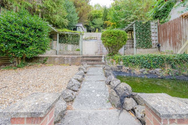 Boxley Road Walderslade, Chatham photo 3