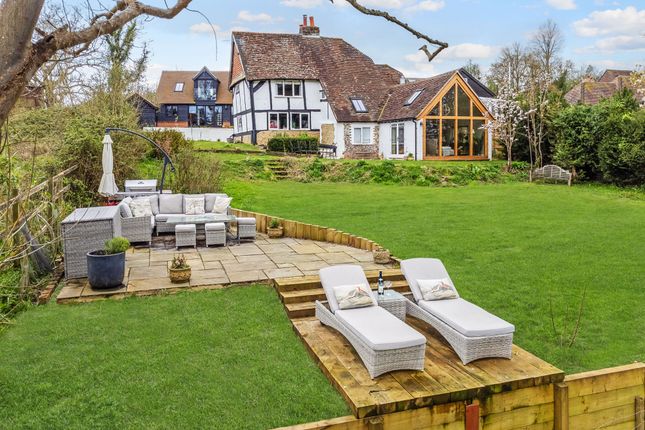 Thumbnail Cottage for sale in Shepherds Green, Henley-On-Thames