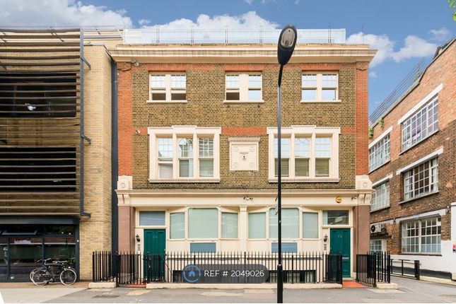 Flat to rent in Bevenden Street, London