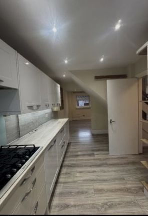 9 Liphook Close,, Liphook Close, Hornchurch photo 5