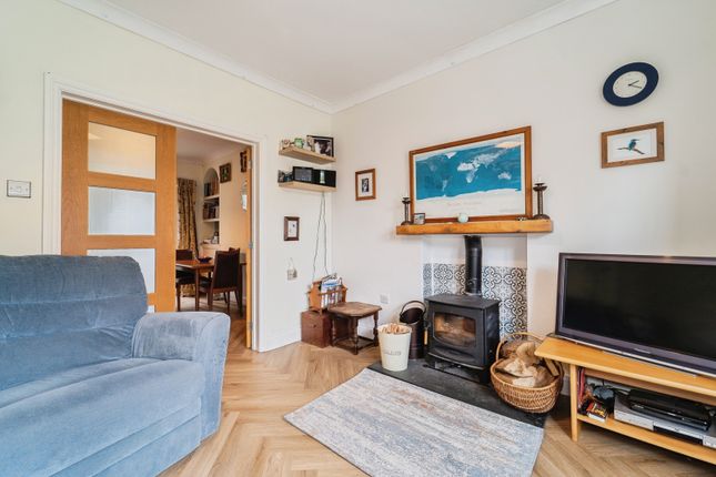 13, Honeyborough Green, Dyfed photo 3