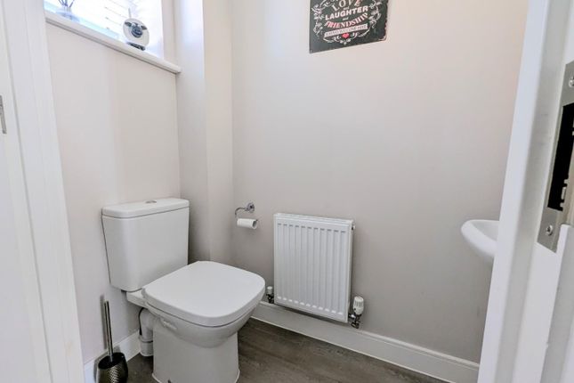 25, Chalk Way, Portsmouth photo 3