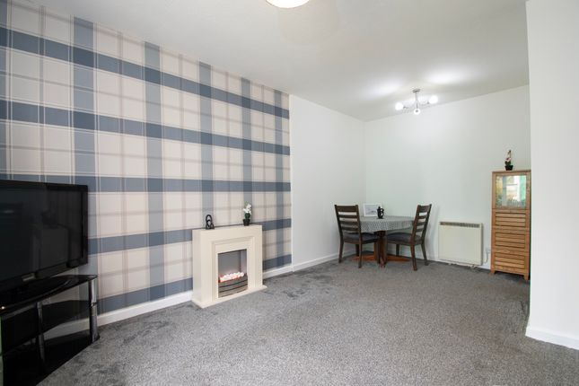 Lounge Dining Room