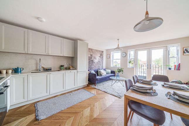 Flat for sale in Clarence Road, Windsor