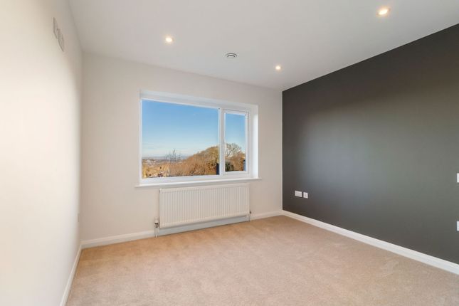 33, Lower Road, Malvern photo 4