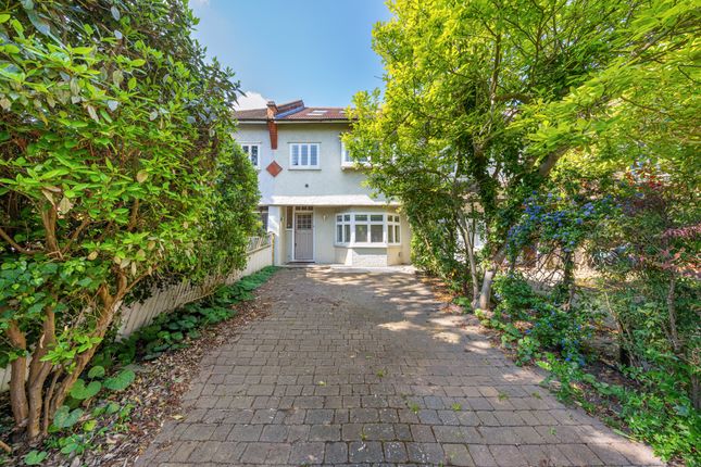 96 , Park Hill Road, Clapham, London photo 2