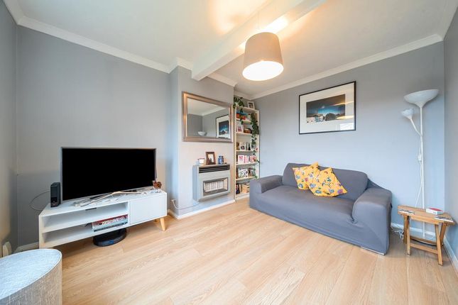 8 QUEENS CLOSE, Botley, Oxford photo 3