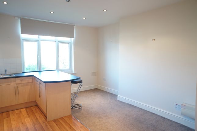 Flat 2, Manchester photo 4