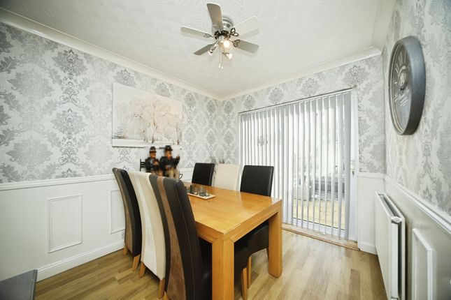 336, Cheddon Road, Taunton photo 4