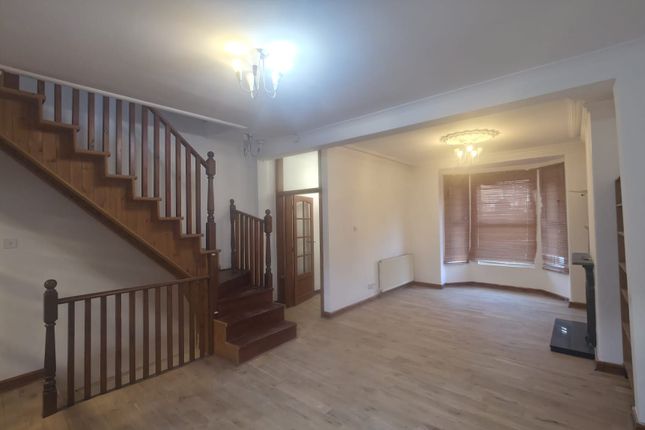 2-bed terraced on 15 Byrom Street, Altrincham, £1,400/mo