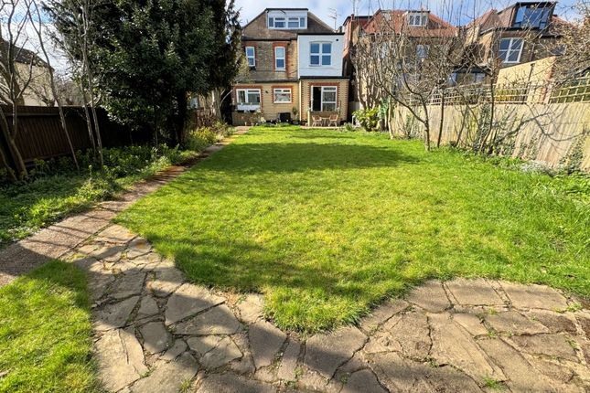 Flat 1 55, Etchingham Park Road, London photo 4