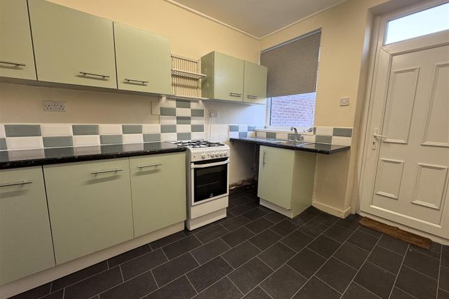 64, Carr Green Lane, Barnsley photo 3