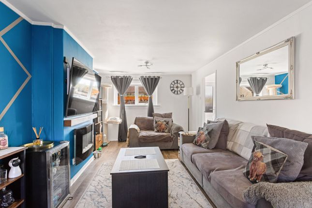 102 Falside Crescent, Bathgate photo 4