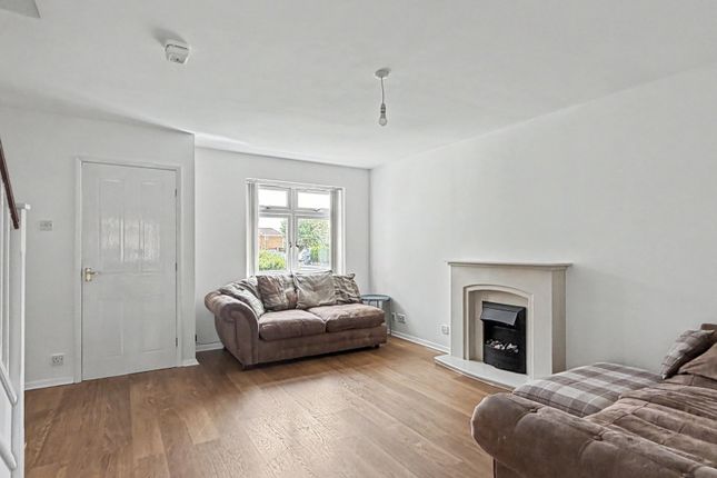 16, Wallsend Court, Widnes photo 3