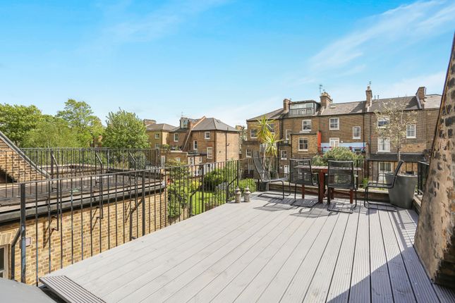 Flat for sale in Mercers Road, Tufnell Park