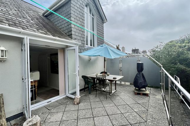Flat for sale in Duplex Apartment With Views, Gyllyng Street, Falmouth