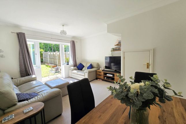 52, Scott Avenue, Canterbury photo 2