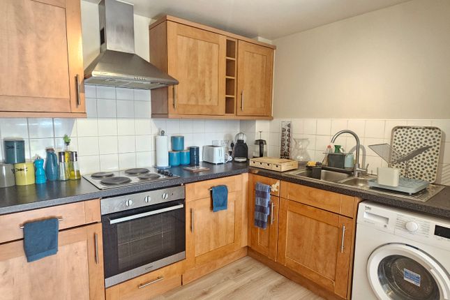 Flat 160, Bristol photo 3