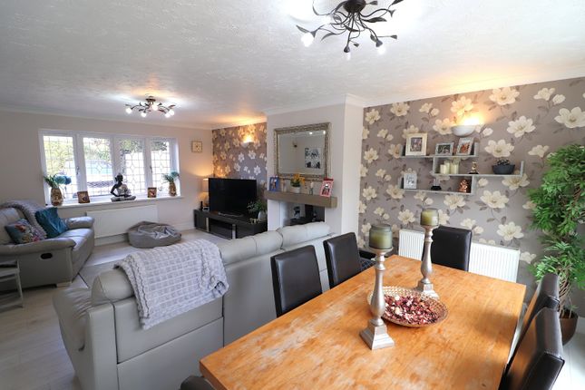 2, Wilson Close, Hertfordshire photo 4