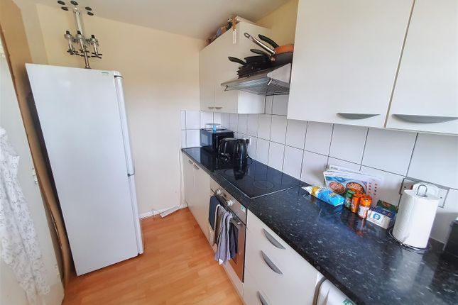 53, Alan Hocken Way, London photo 4