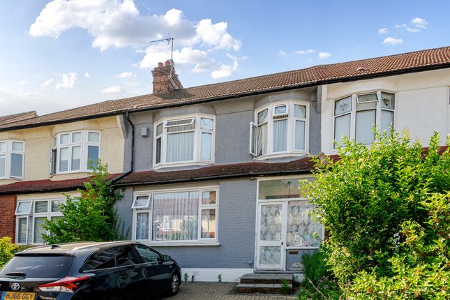3-bed house on 32, Sittingbourne Avenue, Enfield, £585,000