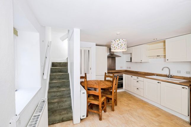 8A, Alverton Terrace, Cornwall photo 4