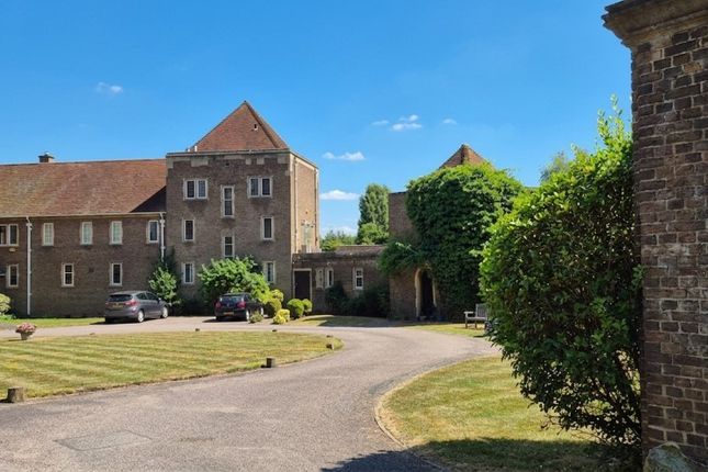 1 Little Horwood Manor, Little Horwood, Milton Keynes photo 3