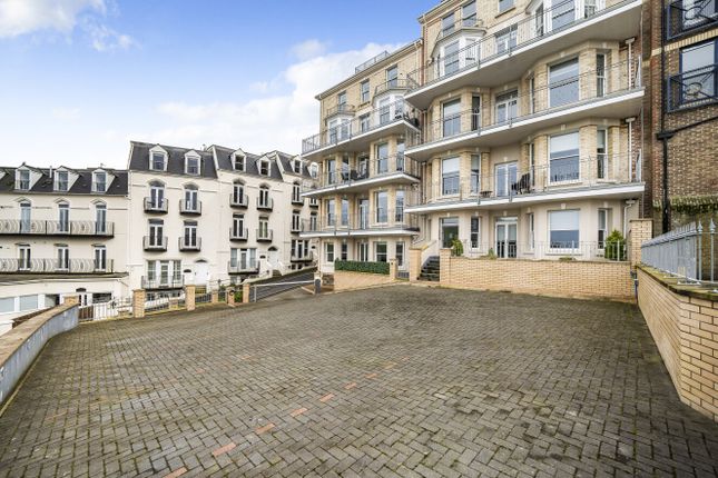 Flat for sale in Sommers Crescent, Ilfracombe