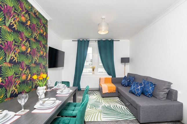 2-bed flat on Sanderson Avenue, Sanderson Avenue, Glasgow, £3,807/mo