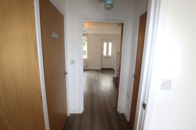 49, Wagtail Walk, Sevington photo 4