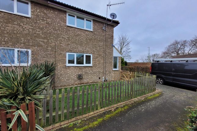 16, Ashground Close, Felixstowe photo 4