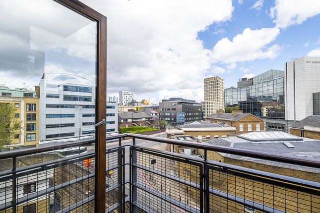 Flat for sale in Turnstone House, Star Place, London