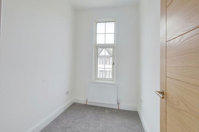 Terraced house to rent in Ronald Park Avenue, Westcliff-On-Sea