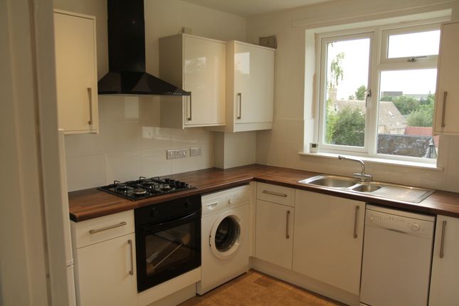 Flat to rent in Millway Close, Wolvercote, Oxford