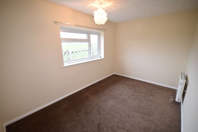 Bungalow to rent in Skiddaw View, Low Harker