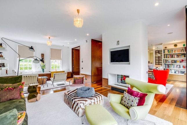 Detached house for sale in Frognal, Hampstead, London