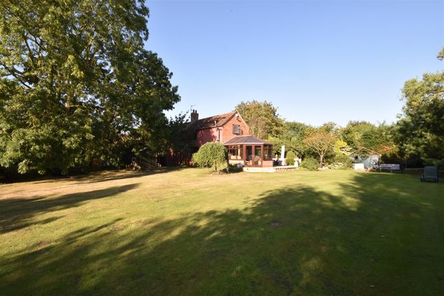 Cottage for sale in West Lane, Girton, Newark