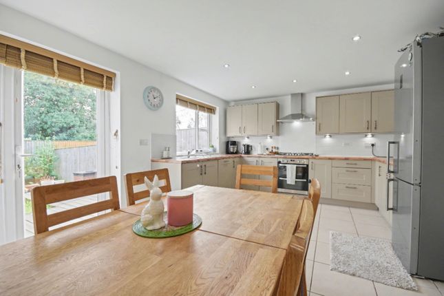 52 Autumn Way, Nottingham photo 3