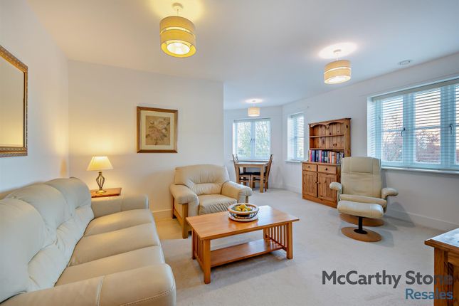 17 Horsley Place, High Street, Cranbrook photo 2