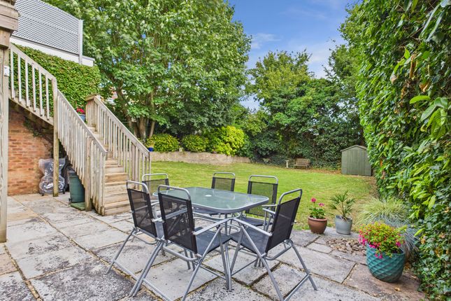 1 Uplands, Marlow photo 3