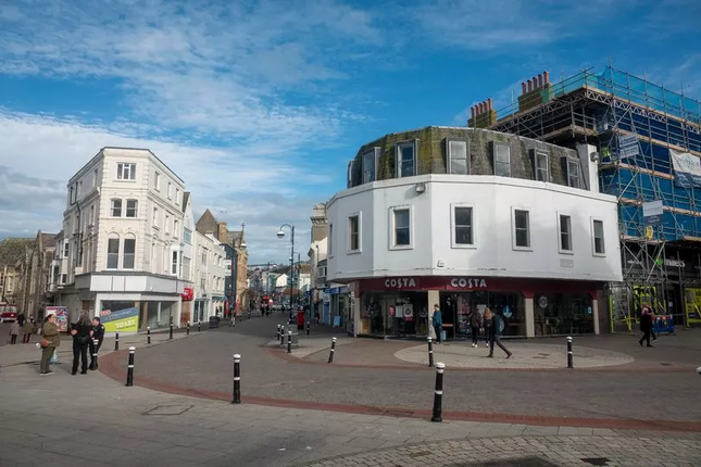 Studio to rent in Station Road, Hastings