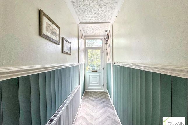 46 Victoria Street, Abertillery photo 3