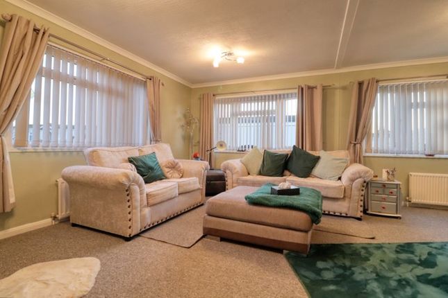 4, Main Avenue, Scunthorpe photo 4