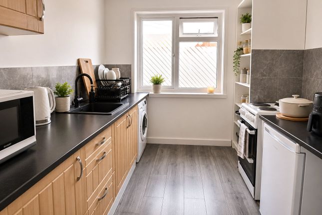 6, Wilcox Avenue, Cannock photo 4
