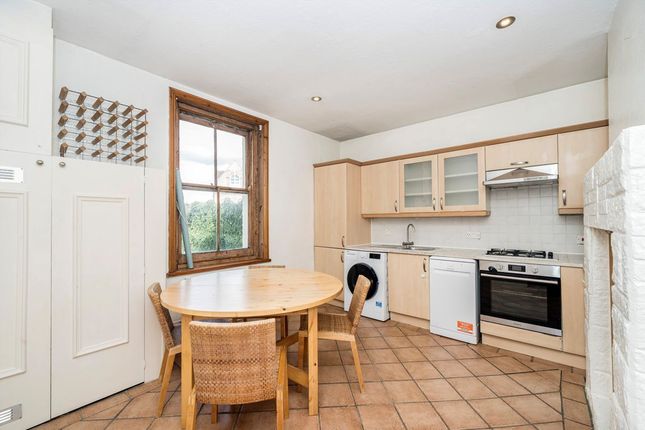 Flat 3, Faraday Mansions, Queen's Club Gardens, London photo 3