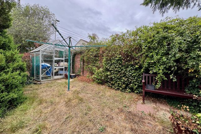 24, Huxham Close, Plymouth photo 4
