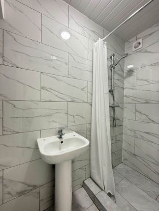 18, Purcell Road, Greenford photo 4